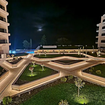 Sea View -10 Min To -weekend Access -garage Incl شقة