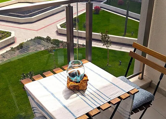 Lejlighed Sea View -10 Min To -weekend Access -garage Incl *