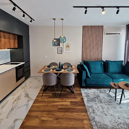Apartment Sea View -10 Min To - Pool -garage Incl Varna