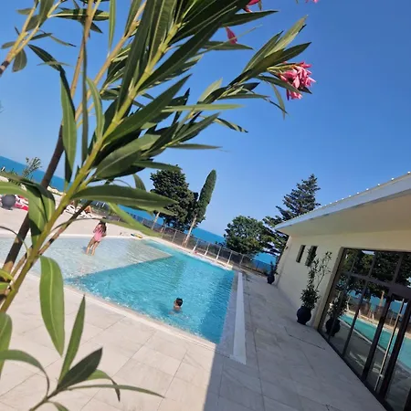 Sea View -10 Min To - Pool -garage Incl 公寓 瓦爾納